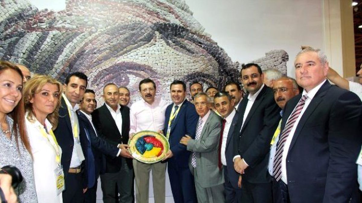 Hisarcıklıoğlu\'na TOBB Logolu Baklava Sürprizi