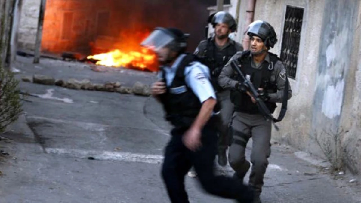 İsrail, Filistinli 20 Yaşındaki Genci Öldürdü