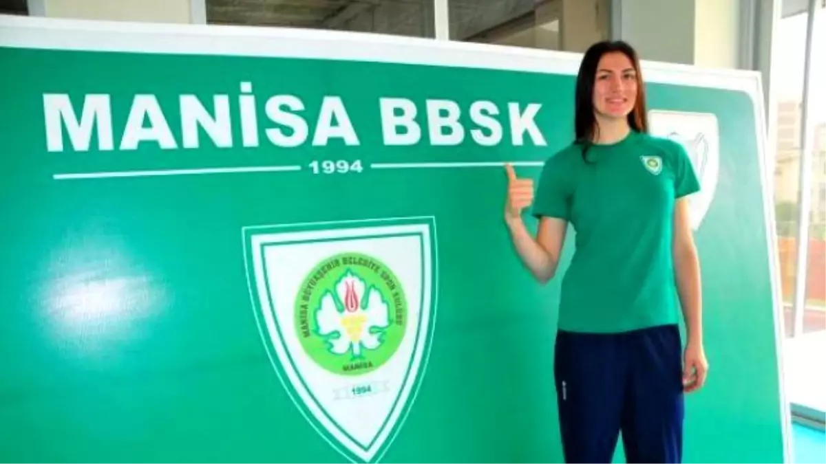 Manisa Belediyespor Ostrovskaya\'yı Kadrosuna Kattı