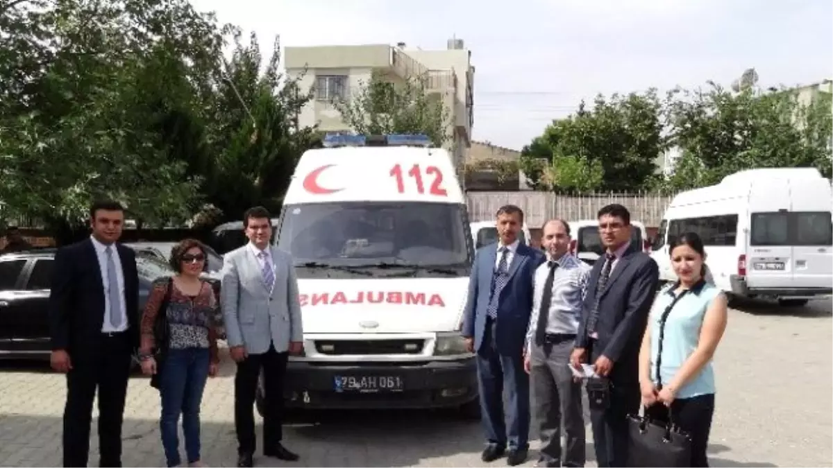 Üniversiteye Uygulama Ambulansı