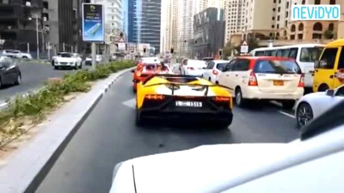 400 Bin Dolarlık Lamborghini Böyle Yandı