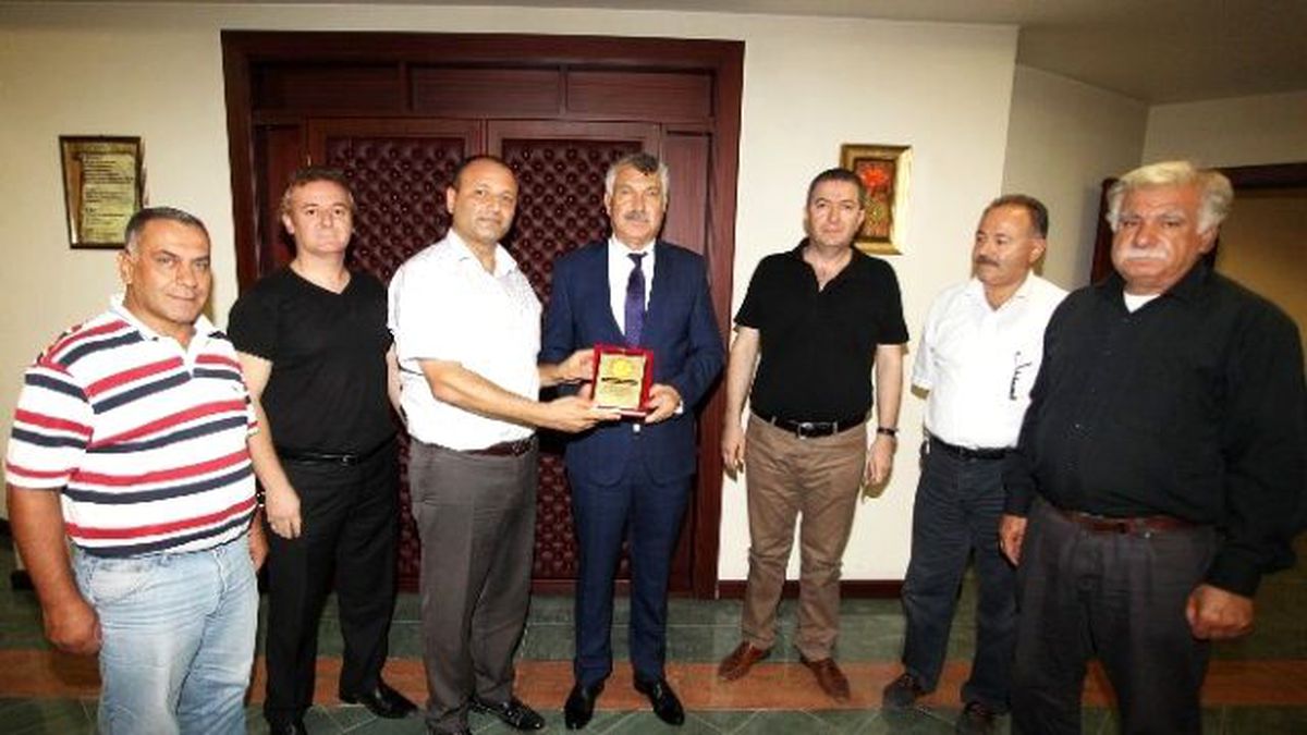 Akdeniz Vakfı\'ndan Başkan Karalar\'a Teşekkür
