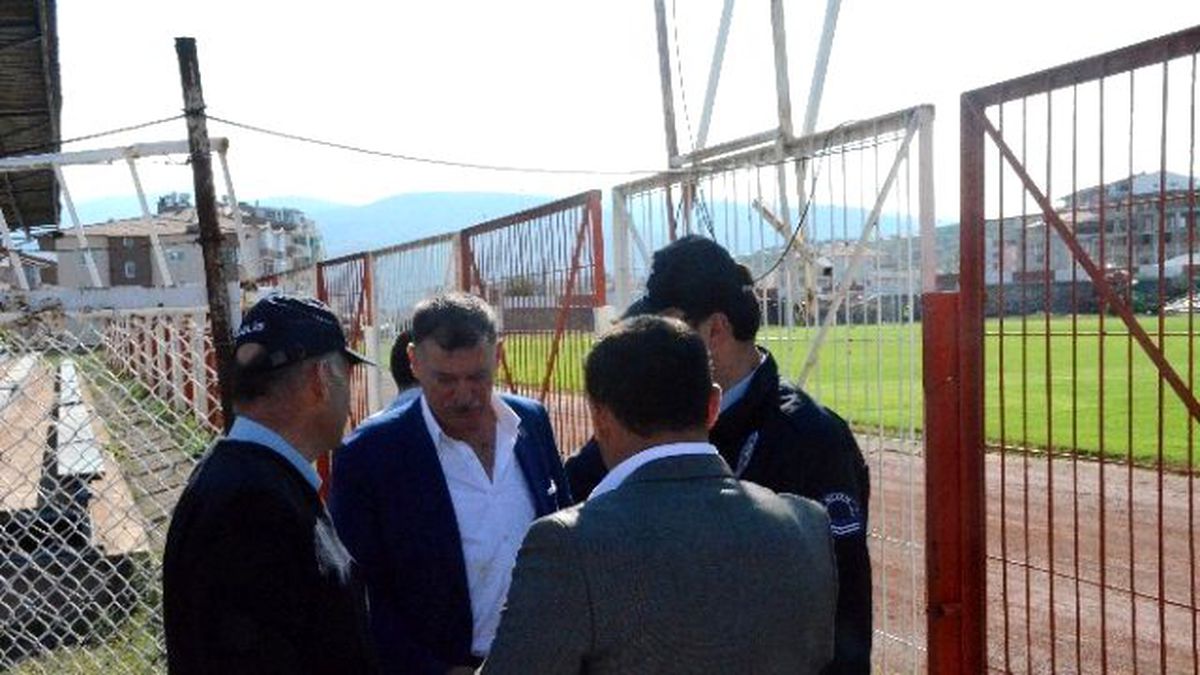 Belediye Başkanı Maç Seyretmeye Geldi Pişman Oldu