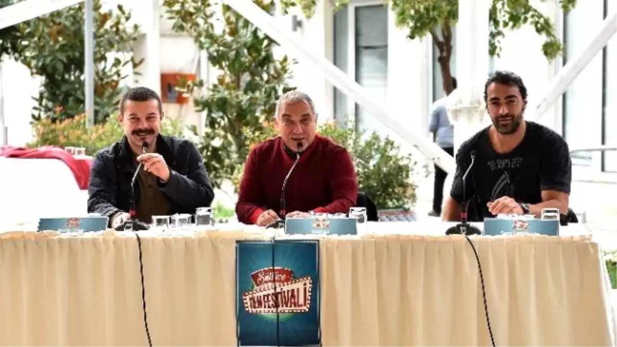 Beyoğlu'nda Sinema Keyfi 'Mommo' ile Devam Etti