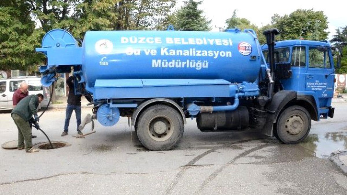 Düzce\'de Izgara ve Rögarlar Bakıma Alındı