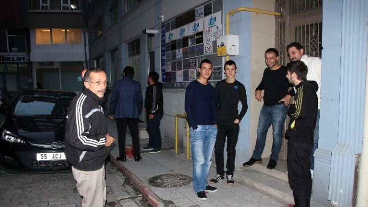 Erbaa\'daki Deprem Samsun\'da da Paniğe Neden Oldu