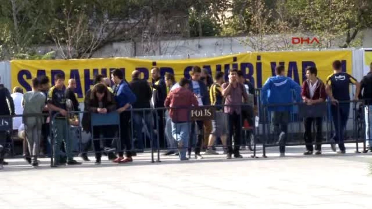 Fenerbahçeli Taraftarlar 6. Celsenin Sonucunu Bekliyor