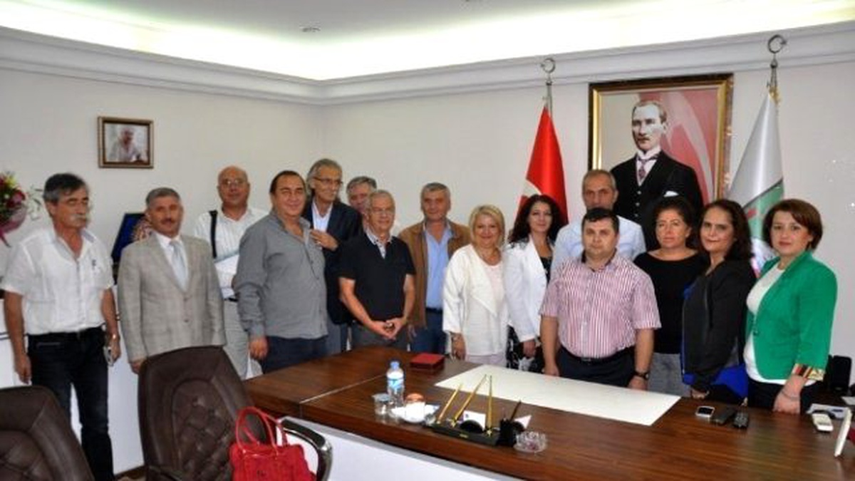 İzmir Kent Konseyleri Birliği Toplantısı Kiraz\'da Yapıldı