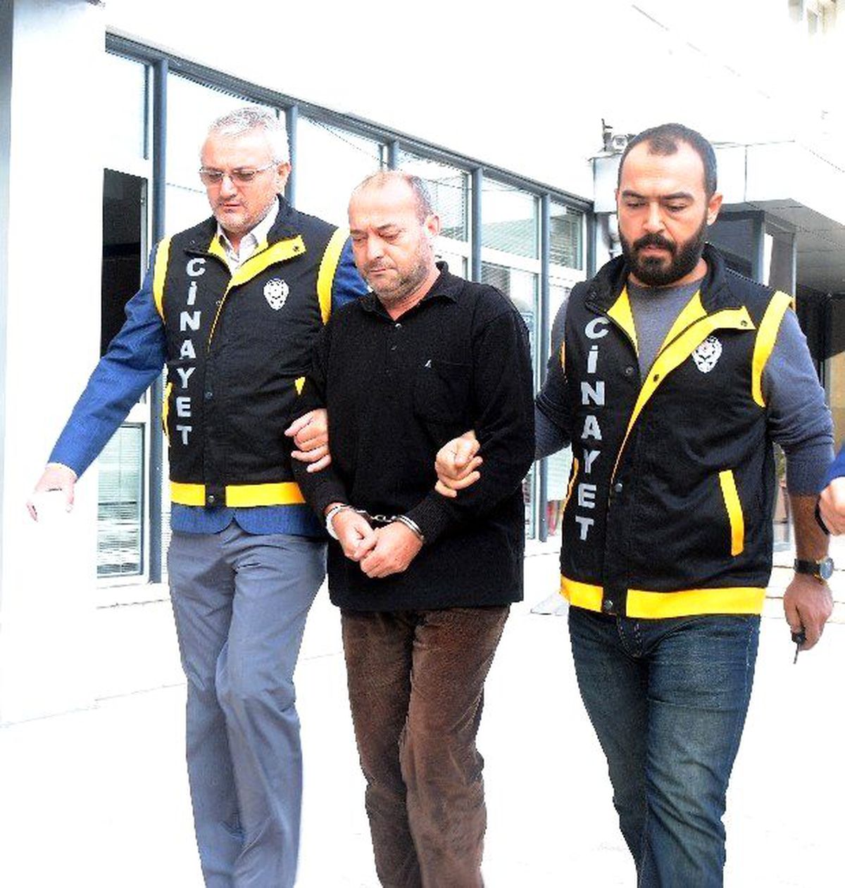 Kadını Yanlışlıkla Vurmuş
