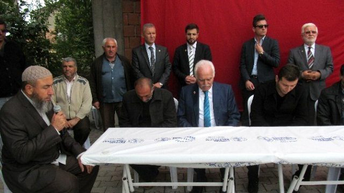 Kamalak, Şehit Ailelerini Ziyaret Etti