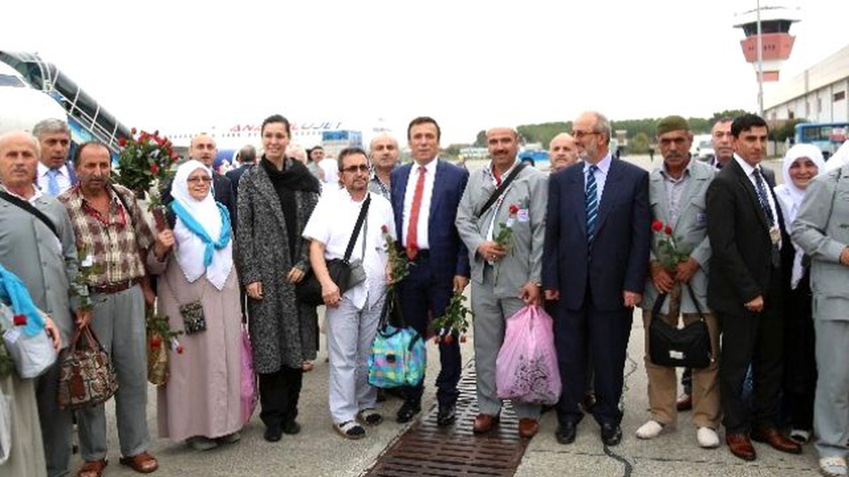 Karaaslan ve Genç\'ten Anlamlı Karşılama
