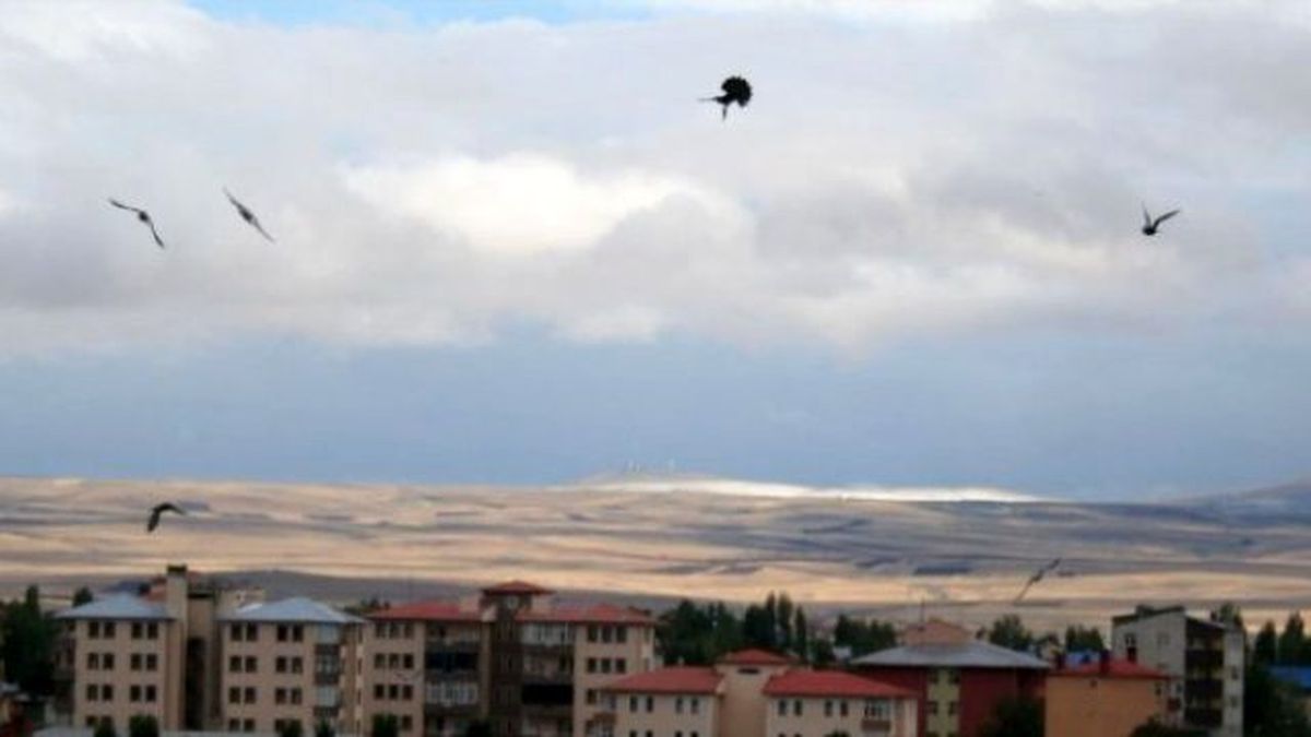 Kars\'a Mevsimin İlk Karı Yağdı