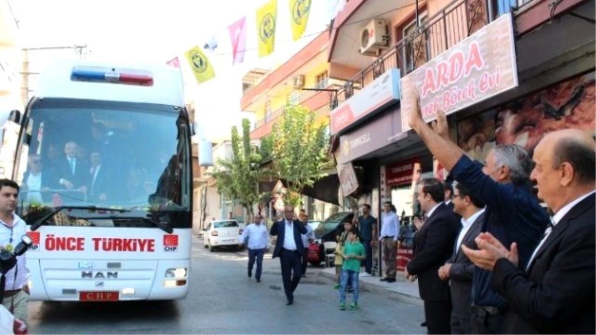 Kılıçdaroğlu Balkan Göçmenleri Federasyonu\'nu Ziyaret Etti