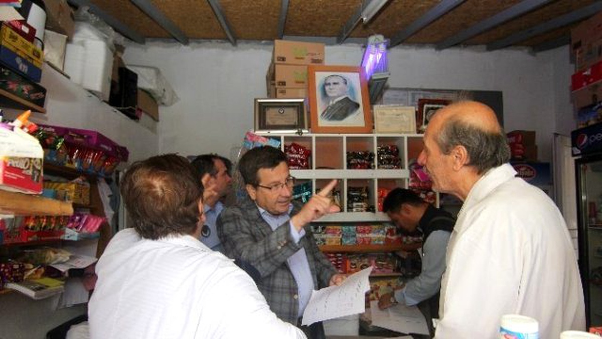 Menderes\'te Okul Kantinlerine Sıkı Denetim