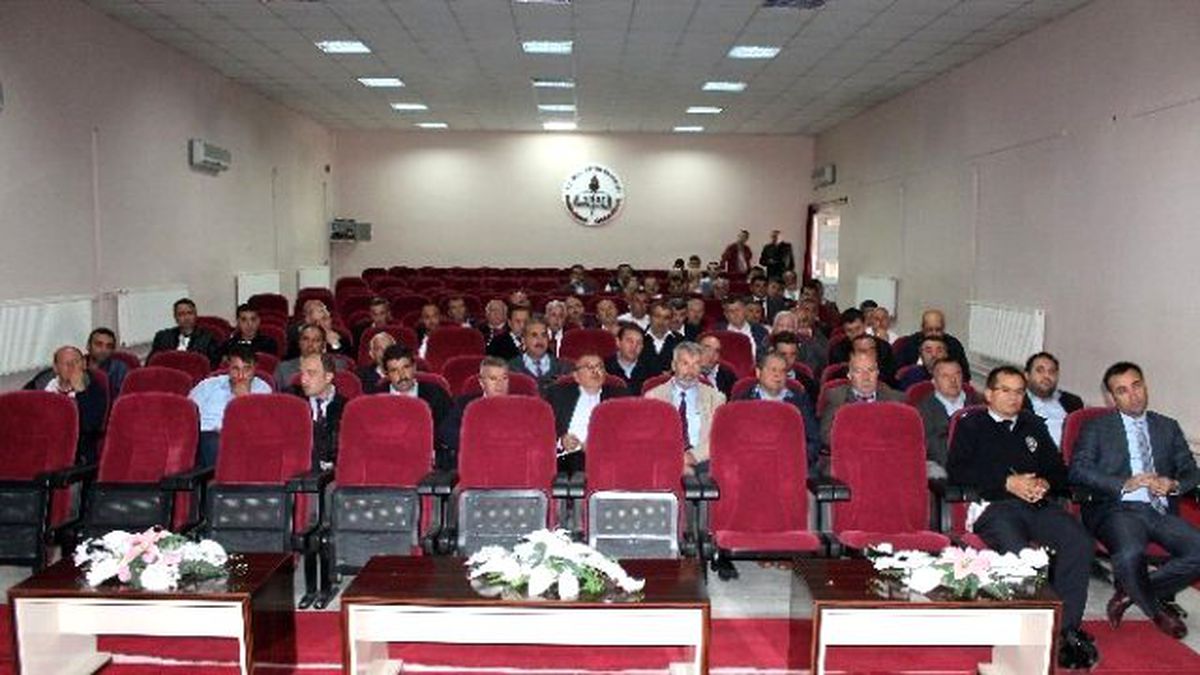 Niğde\'de Öğrenci Servisi Şoförlerine Seminer Verildi