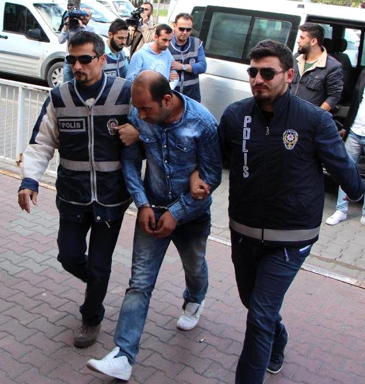 Sahte Çekle 550 Bin Liralık Dolandırıcılık Yaptılar