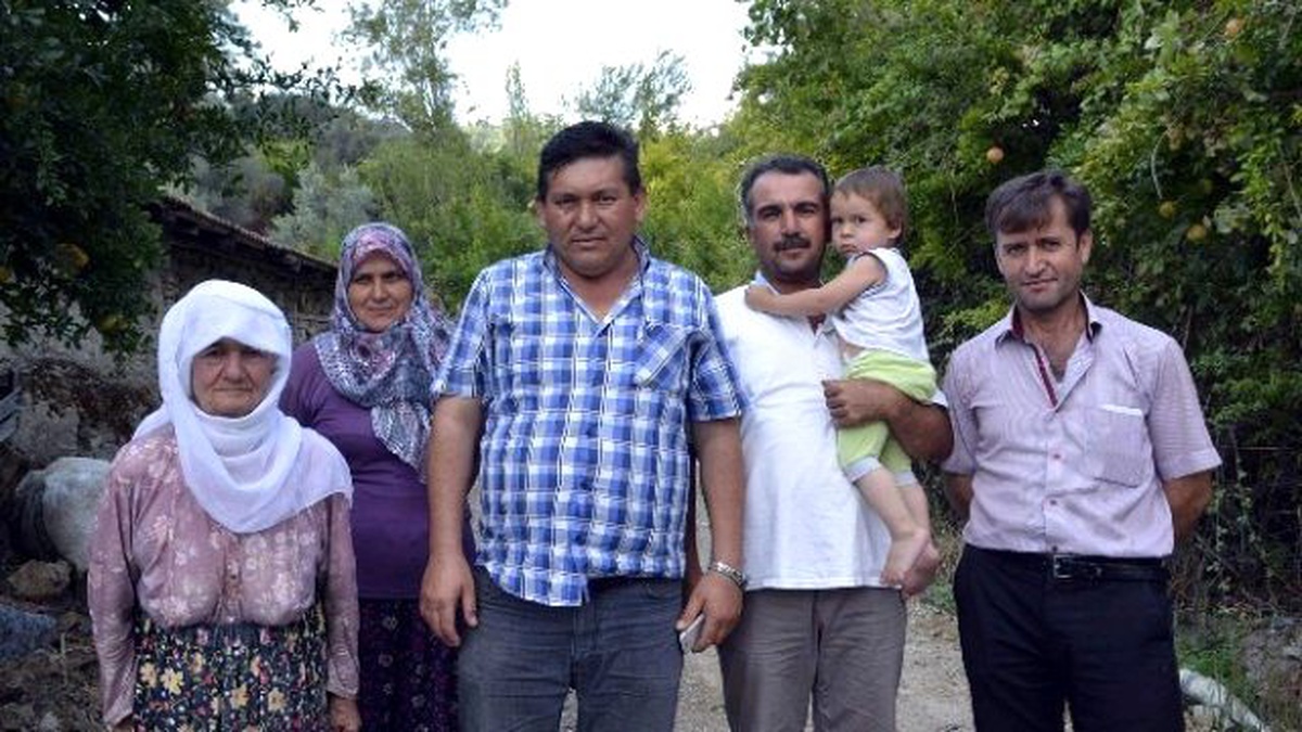 Seydikemer\'de Yol Bakım ve Onarım Çalışmaları Devam Ediyor