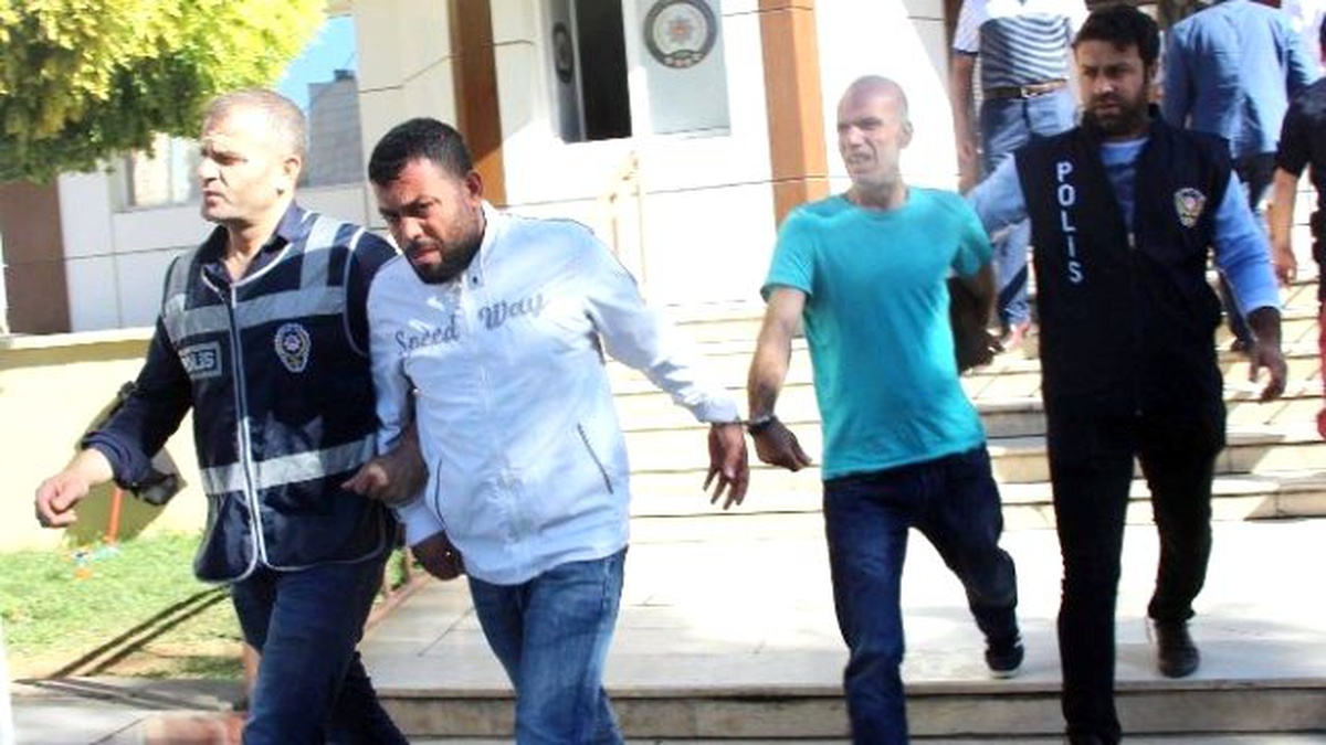 Telefon Dolandırıcıları Kovalamacayla Yakalandı