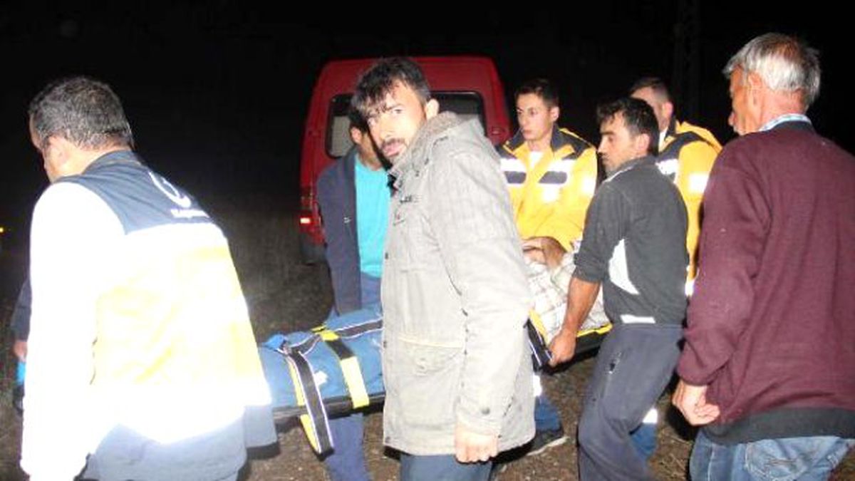 Tır Menfeze Uçtu: 2 Yaralı