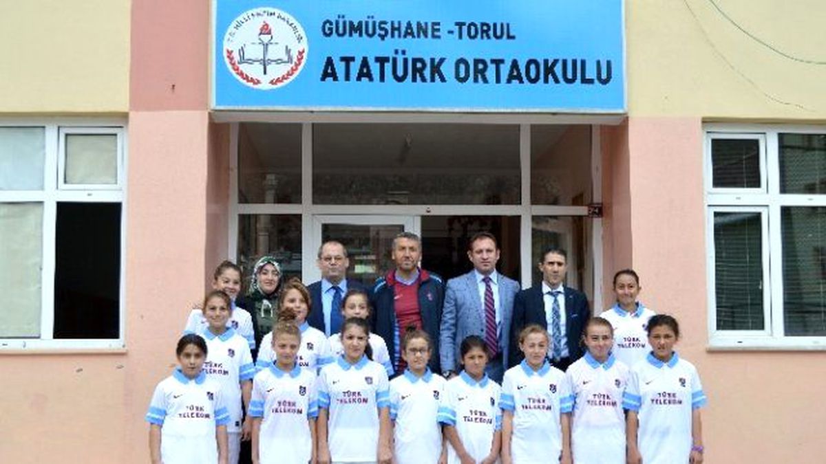 Torul\'da Trabzonspor Sevgisi Aşılanmaya Devam Ediyor