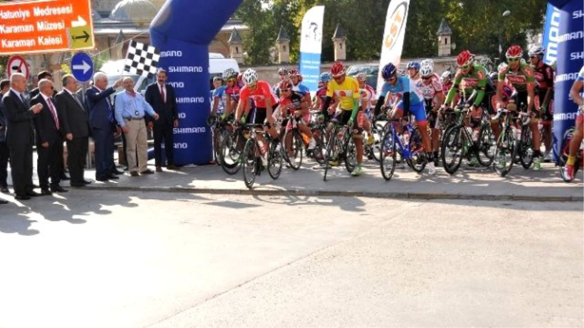 Uluslararası Konya Torku Mevlana Bisiklet Turu\'nun 3\'ncü Etabı Karaman\'dan Başladı