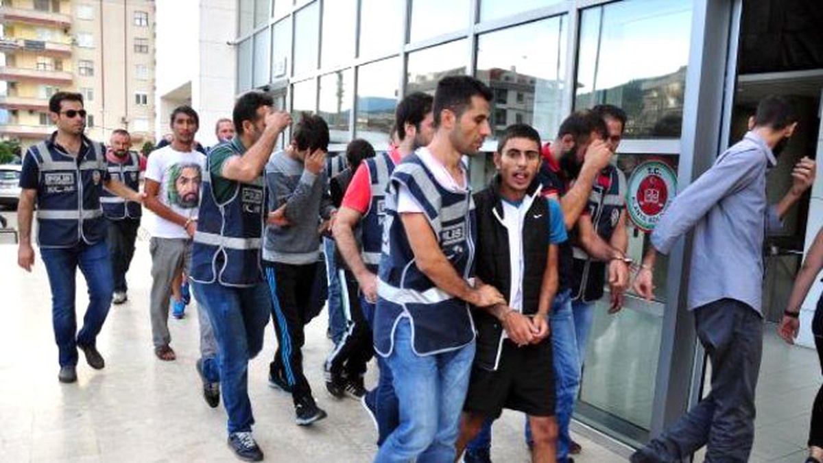 Uyuşturucu Operasyonunda 8 Kişi Tutuklandı