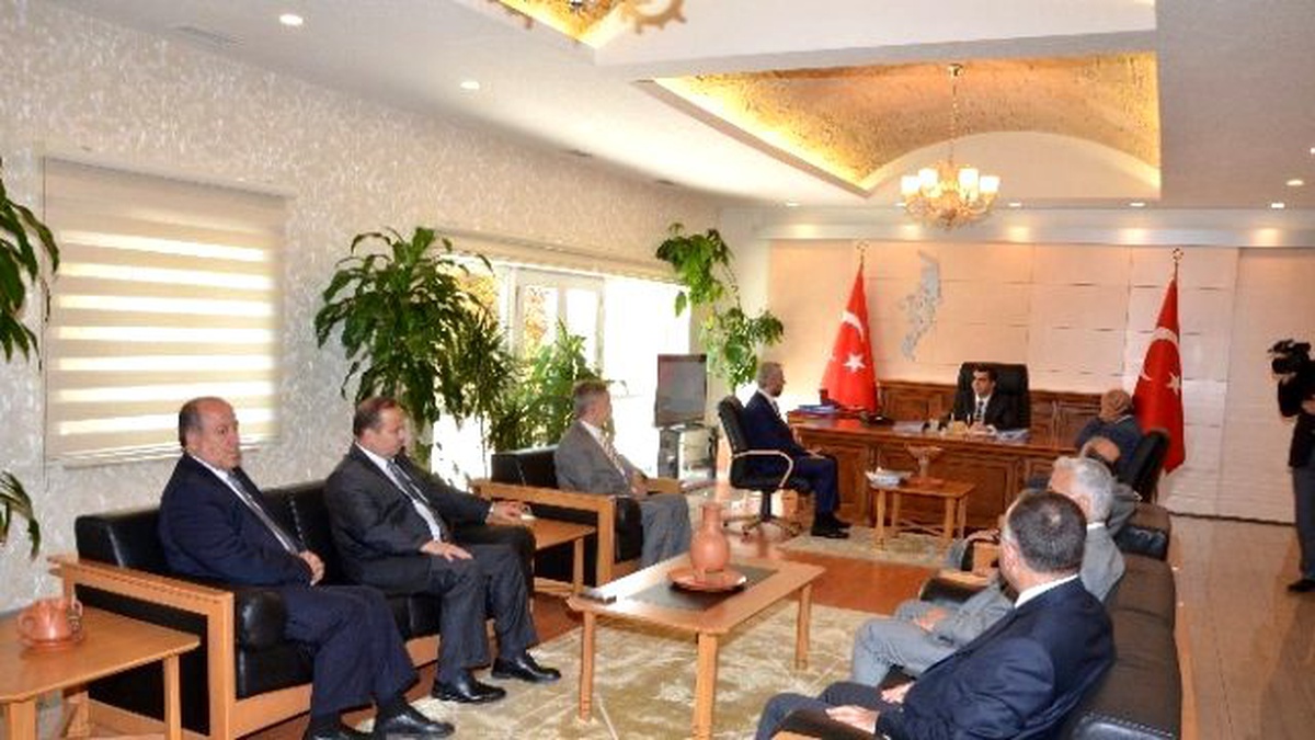 Vali Düzgün\'e Camiler ve Din Görevlileri Haftası Ziyareti