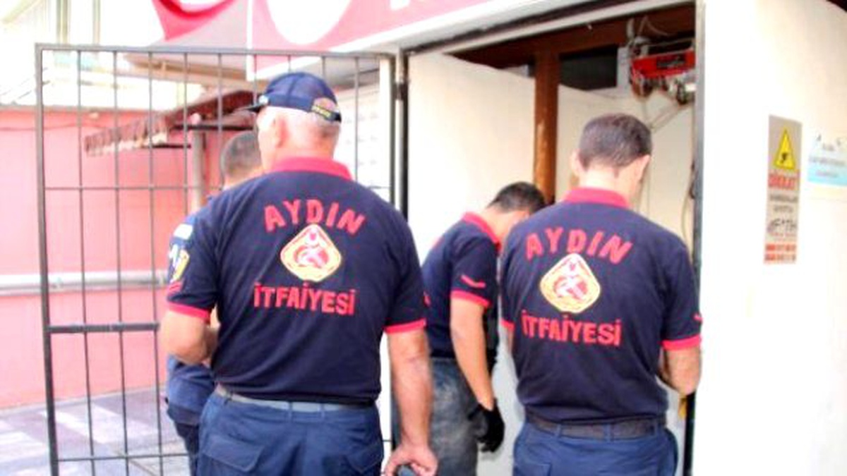 Yük Asansörü 1\'inci Katan Zemine Düştü: 1 Yaralı