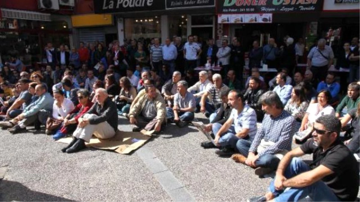 Balıkesir\'de Ankara\'daki Bombalı Saldırı Lanetlendi