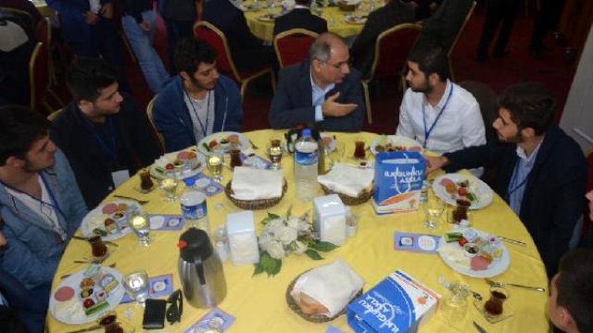 Efkan Ala: Bilgi ve Malumatı Birbirinden Ayırmak Lazım