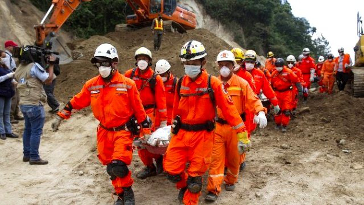 Guatemala\'daki Toprak Kaymasında Ölü Sayısı 253 Oldu