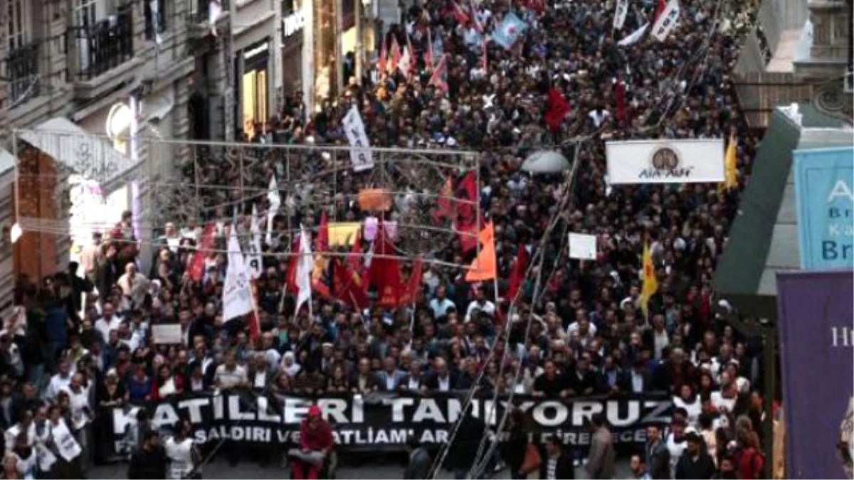 Kanlı Saldırı Türkiye\'nin Dört Bir Yanında Protesto Edildi