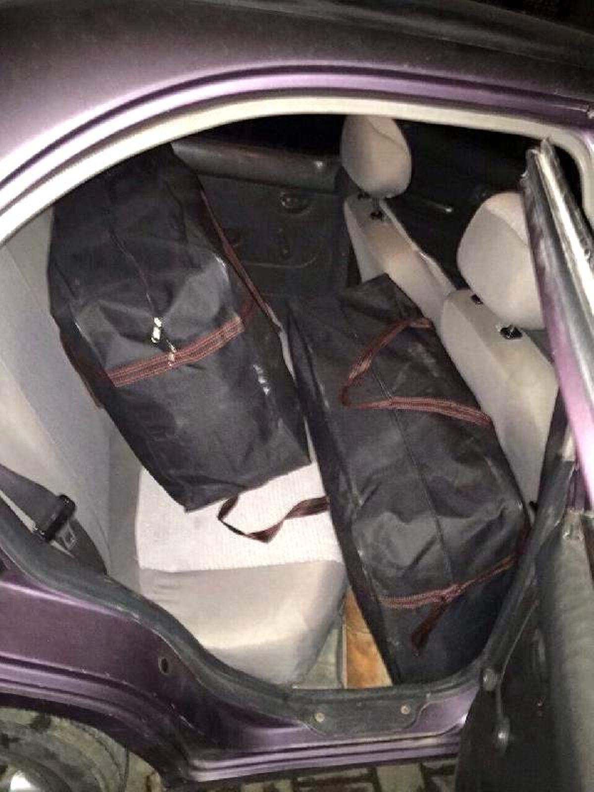 Kovalamacayla Durdurulan Otomobilde 66 Kilo Esrar Ele Geçti