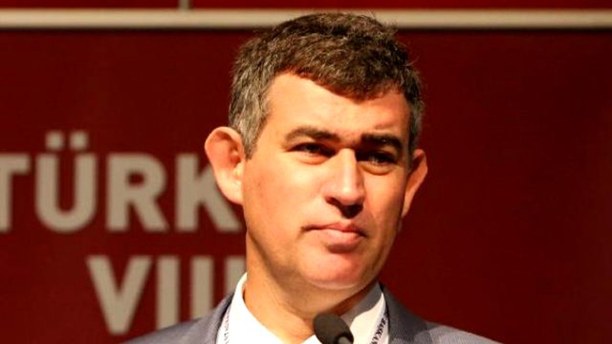 Metin Feyzioğlu: Avukatlık Uzatmaları Oynuyor