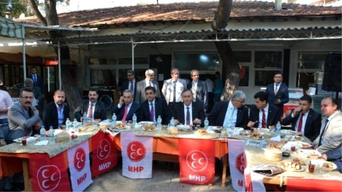 MHP Manisa Teşkilatı Birlik Beraberlik Kahvaltısında Buluştu