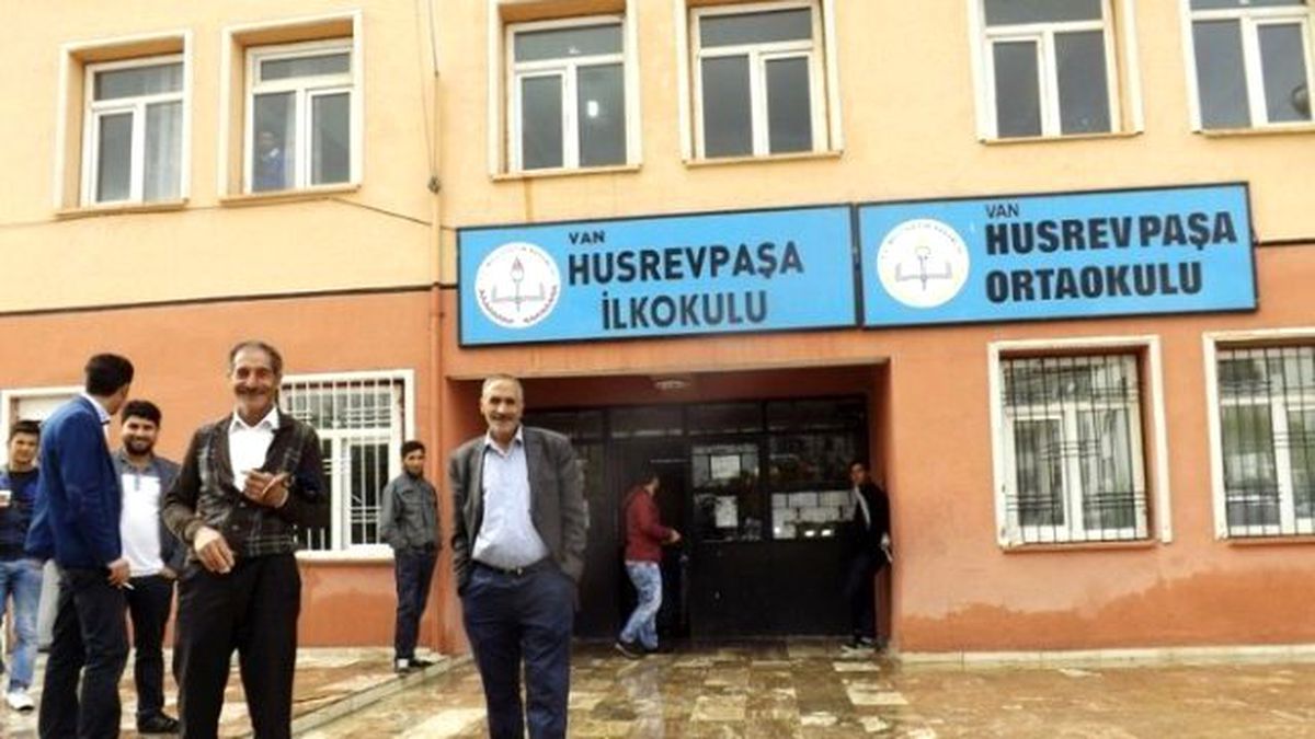 Sürücü Adayları Ehliyet Sınavına Girdi
