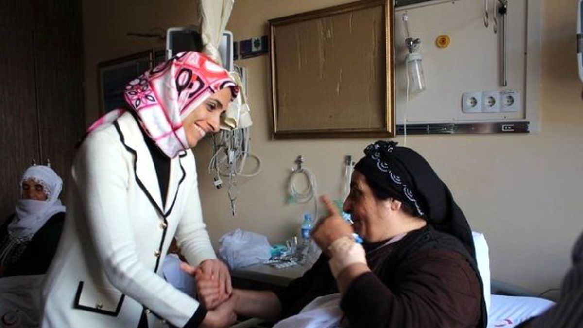Zehra Taşkesenlioğlu: "Devletimiz Hınıs Halkının Yanında"