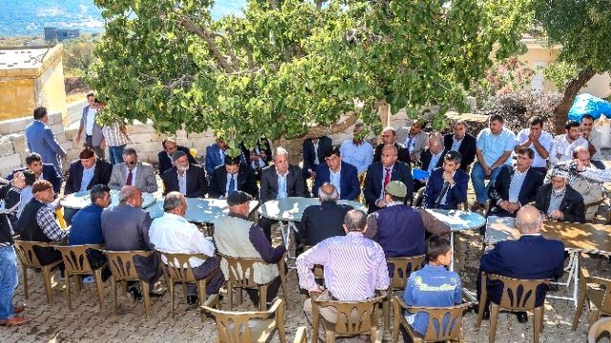 AK Parti Milletvekili Şamil Tayyar Mahalleleri Gezdi