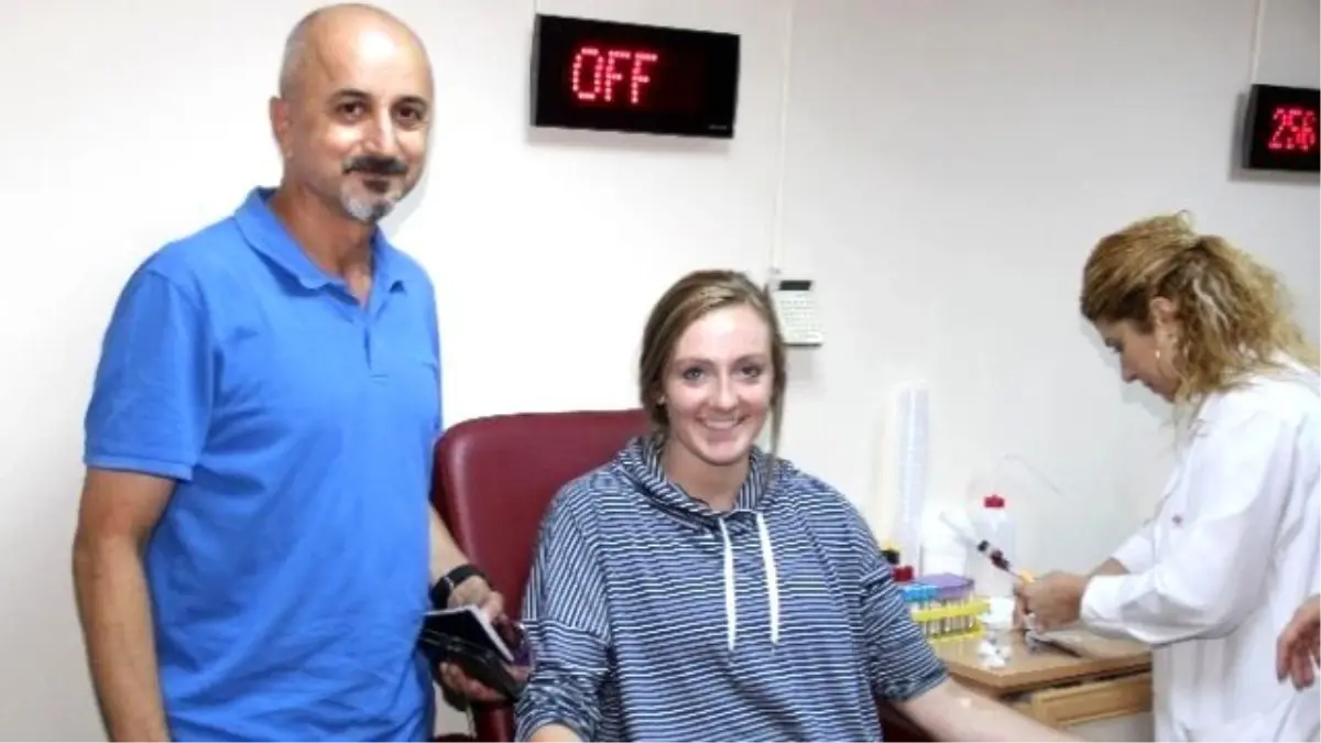 Allyson Renee Mallot Adana Botaş\'ta