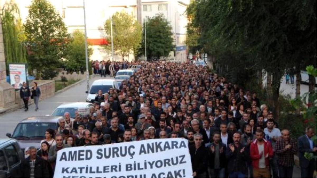Ankara\'daki Bombalı Saldırıya Tunceli\'de Yürüyüşlü Protesto