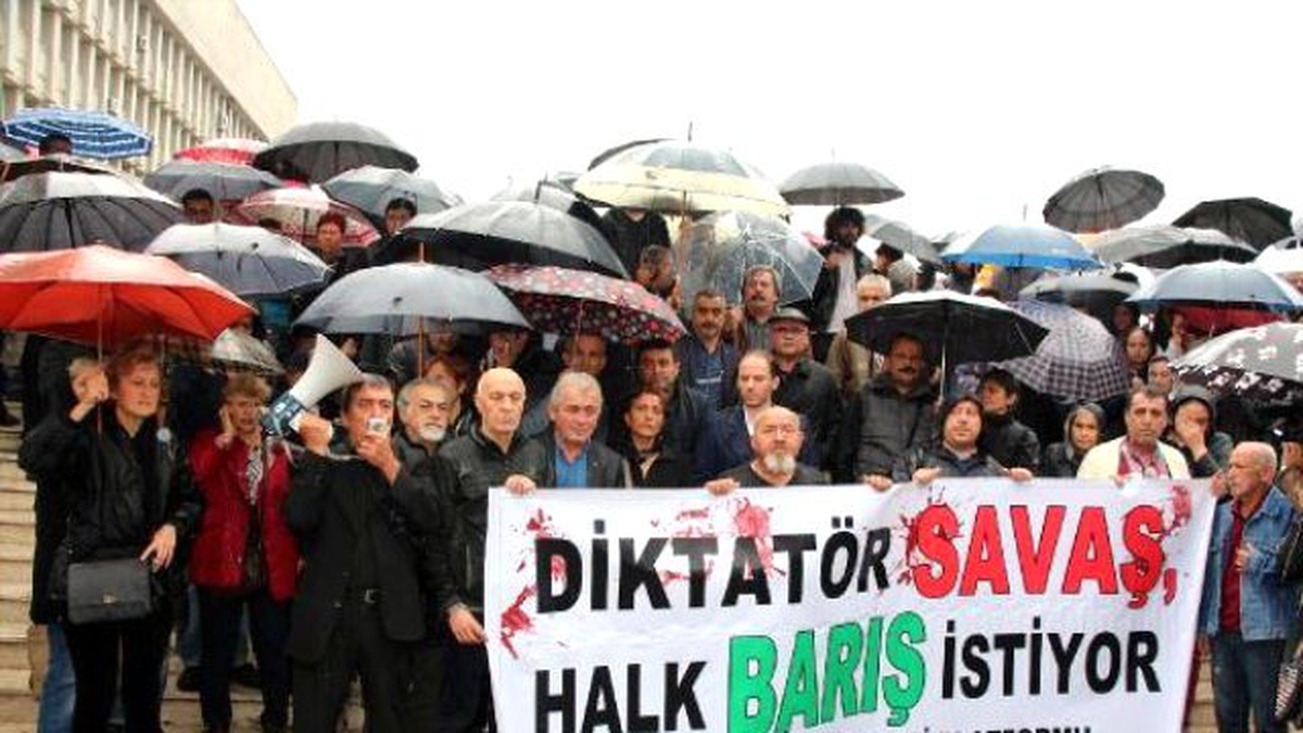 Ankara\'daki Patlama Zonguldak\'ta Protesto Edildi