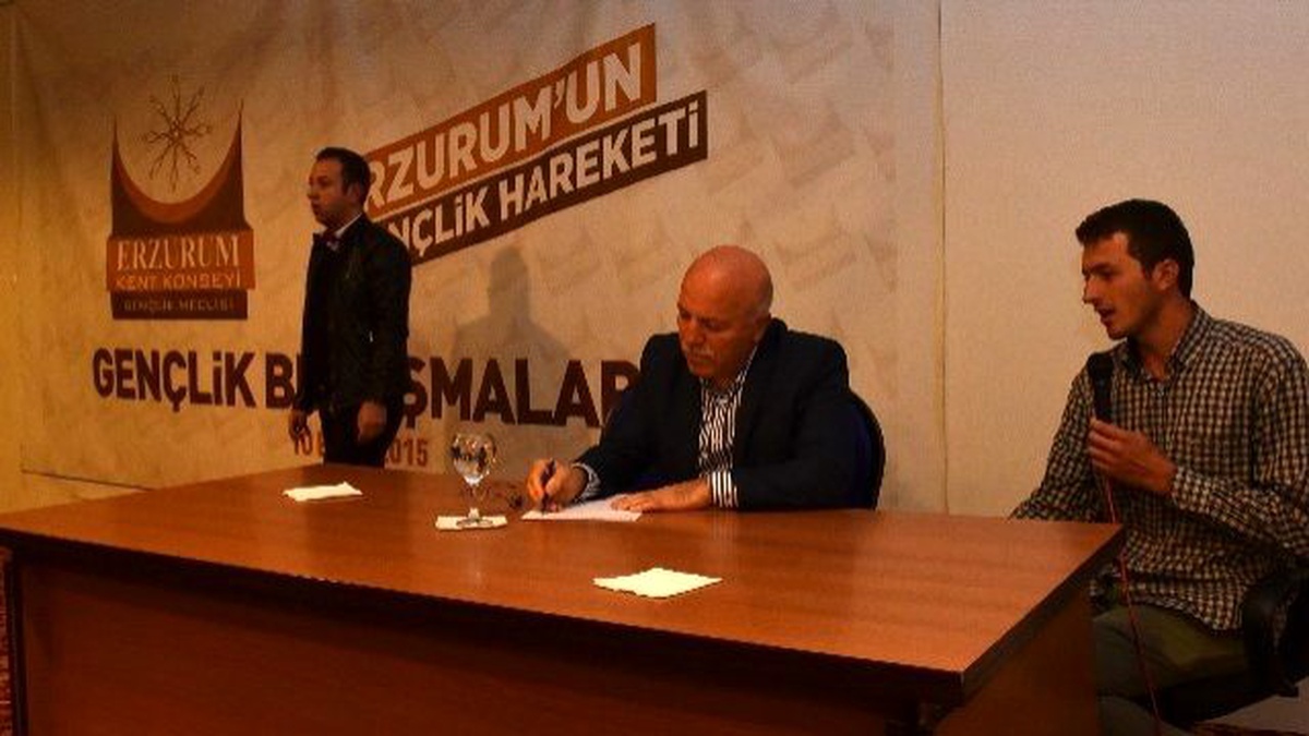Başkan Sekmen, Erzurum Gençlik Meclisi\'ne Konuk Oldu