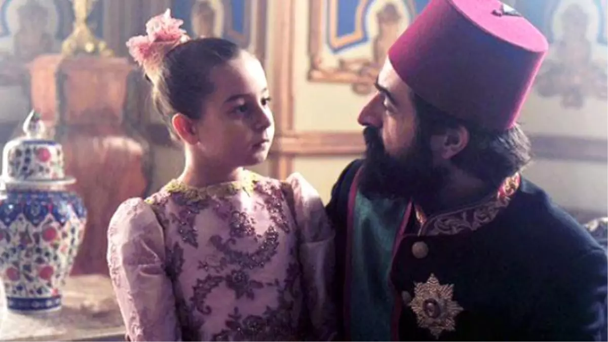 Bülent Alkış, Kızıyla Aynı Dizide Rol Arkadaşı Oldu