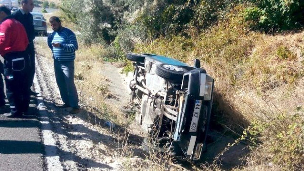 Elazığ\'da Trafik Kazası: 4 Yaralı