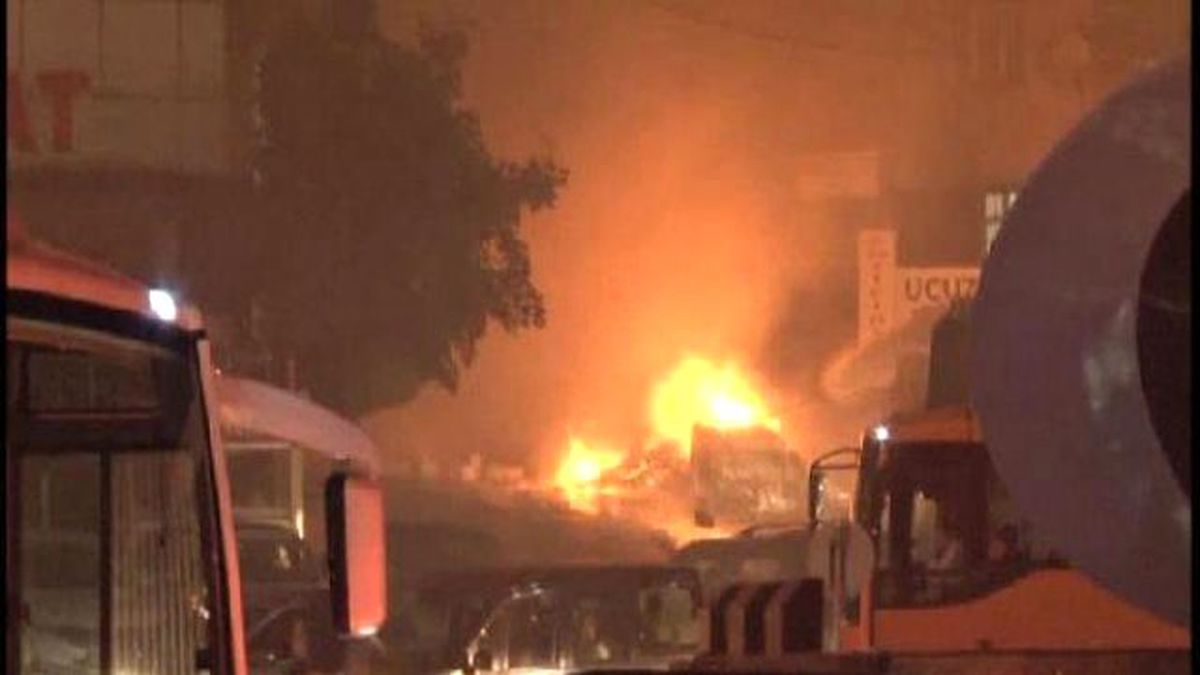 Gazi Mahallesi\'nde Polis Müdahalesi