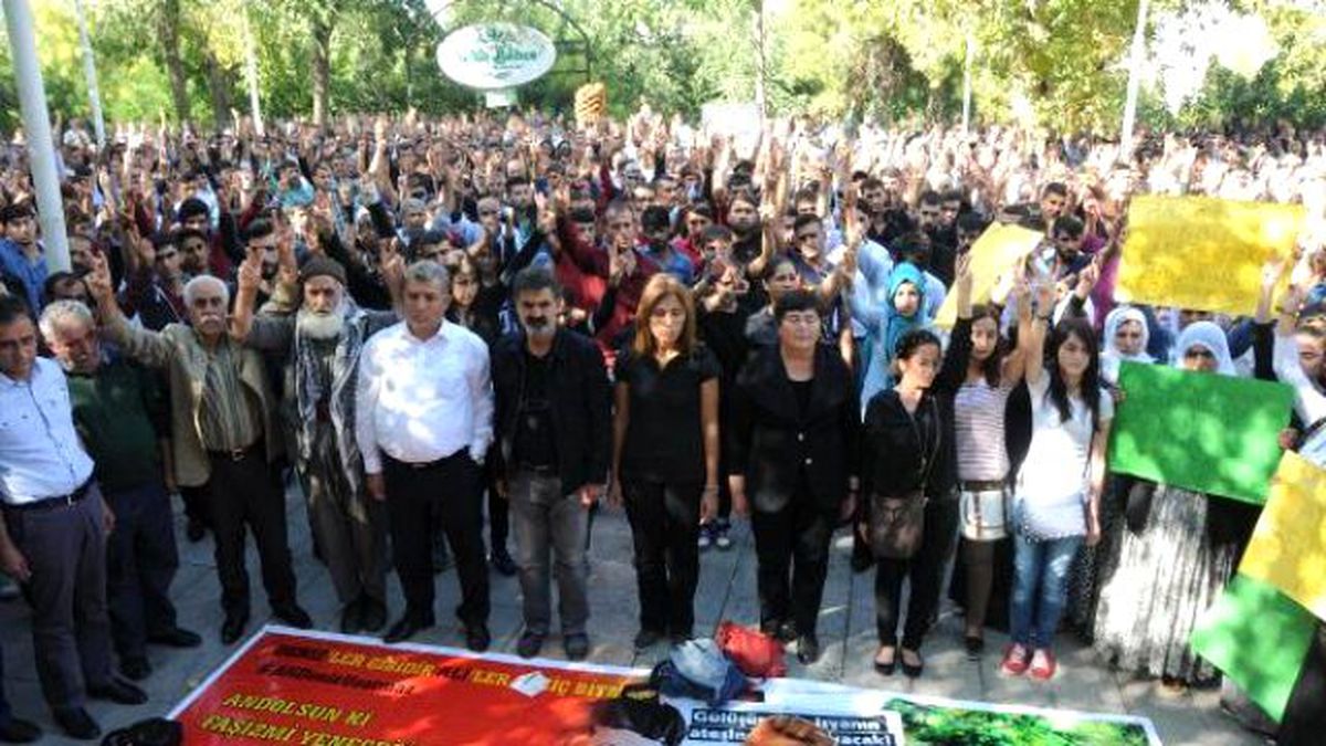 Gaziantep\'te, Ankara\'daki Terör Saldırısına Protesto