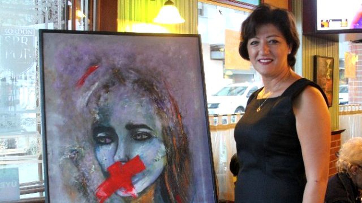 Ressam Gülsen Çakır\'dan \'Hislerin Yansıması\' Sergisi