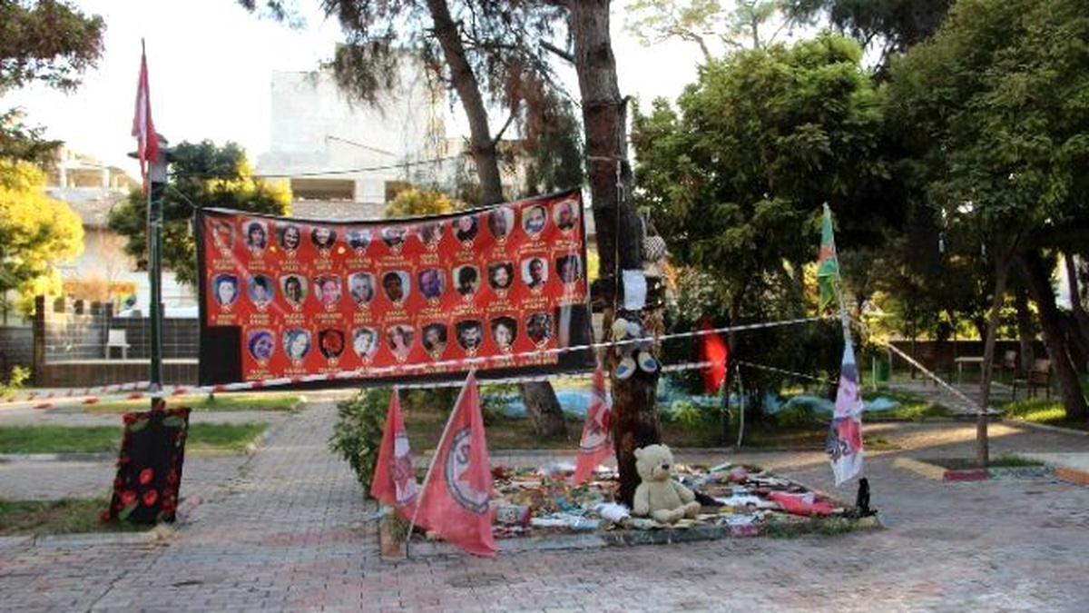 Suruçlular Patlamada Hayatını Kaybedenlerin Cenazelerini Bekliyor