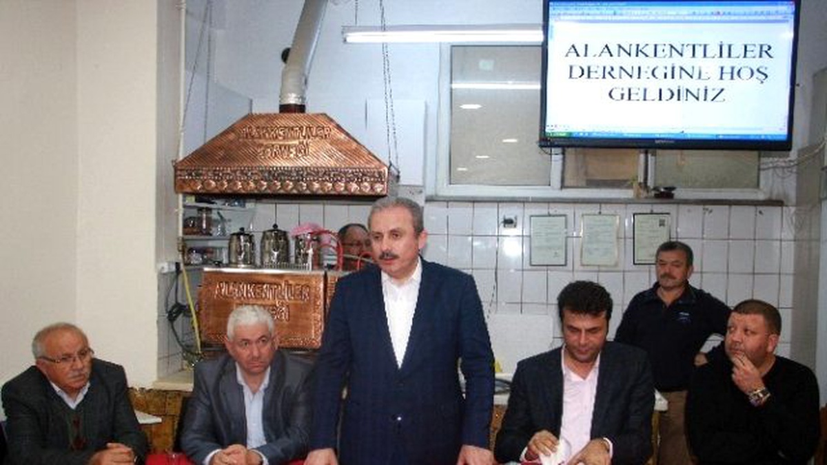 Ak Partili Şentop: "Emeklilikte Yaşa Takılanlarla İlgili Çalışma Var Ama Bu Çok Zor"