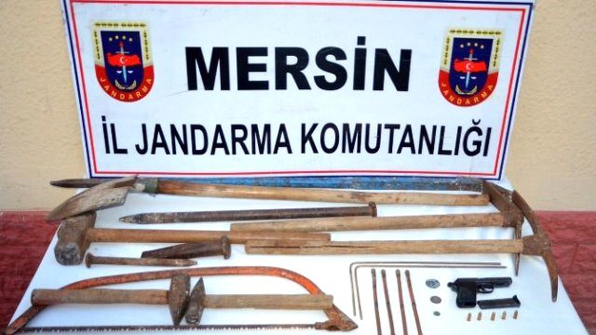 Anamur\'da İzinsiz Kazı Yapan 4 Kişi Yakalandı